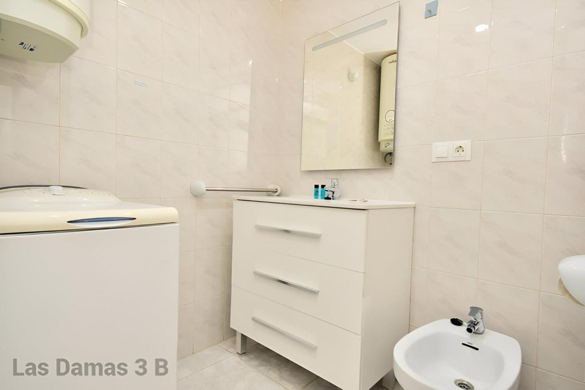 Las Damas 3B Beach Front - Pool & Parking Benidorm Exterior foto